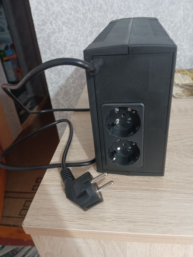 Срочно продам ups