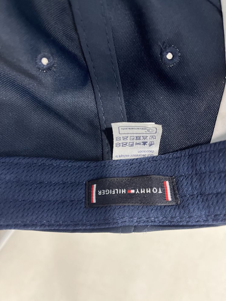 Кепка tommy hilfiger оригинал новая !!!