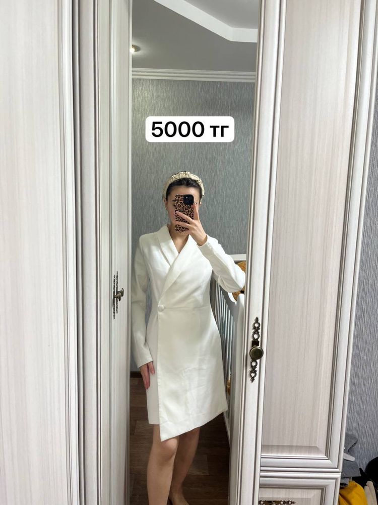 Продам летние платья