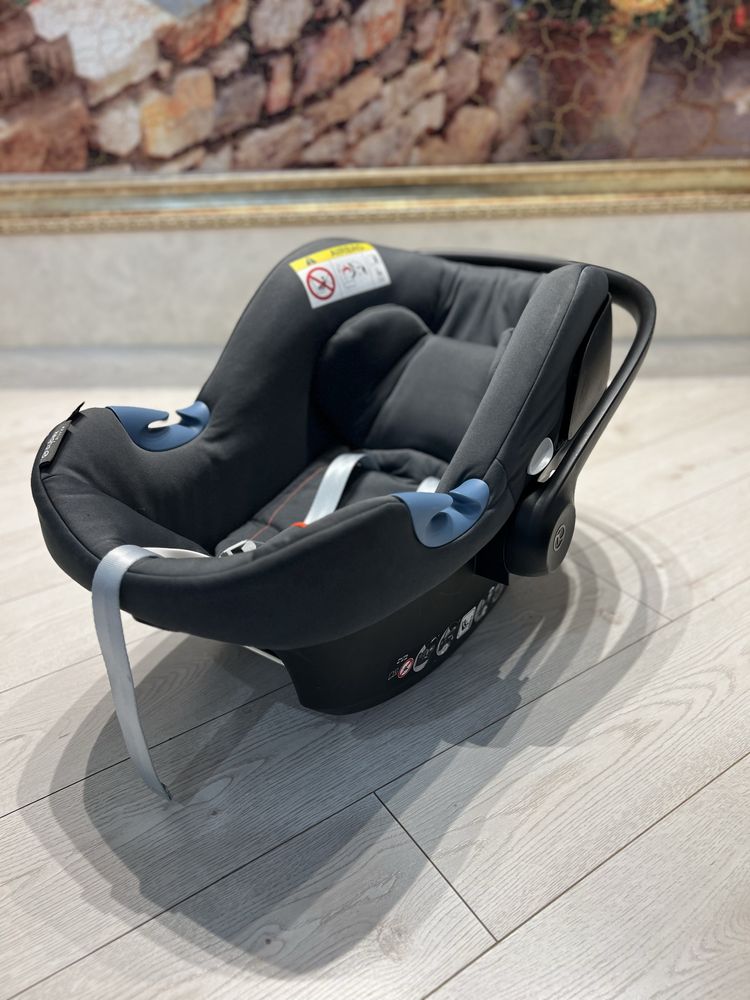 Продам Cybex автолюльку с рождения и до 13 кг