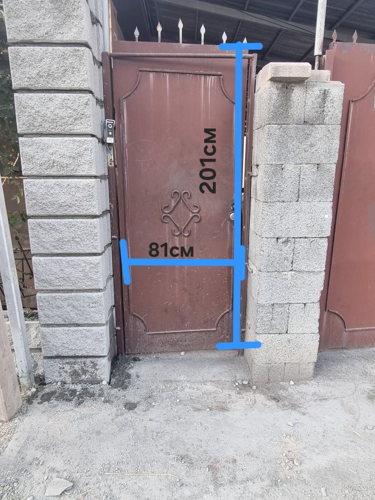 Ворота с калиткой железные б/у