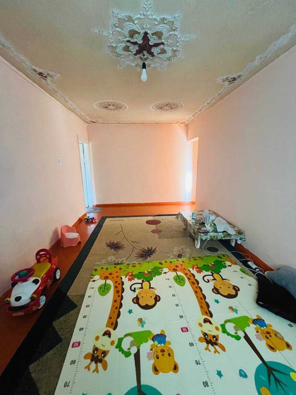 Продаётся 2-комнатная квартира. Этаж: 3 из 5. РЕСПУБЛИКА-КАЛДАЯКОВА.