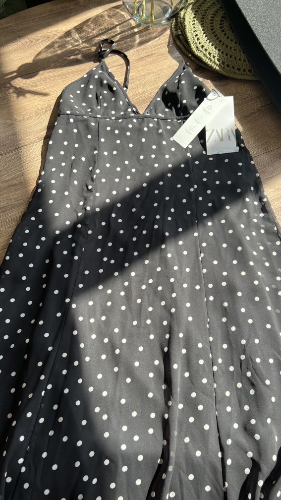 Продам вещи Zara  новые и б/у