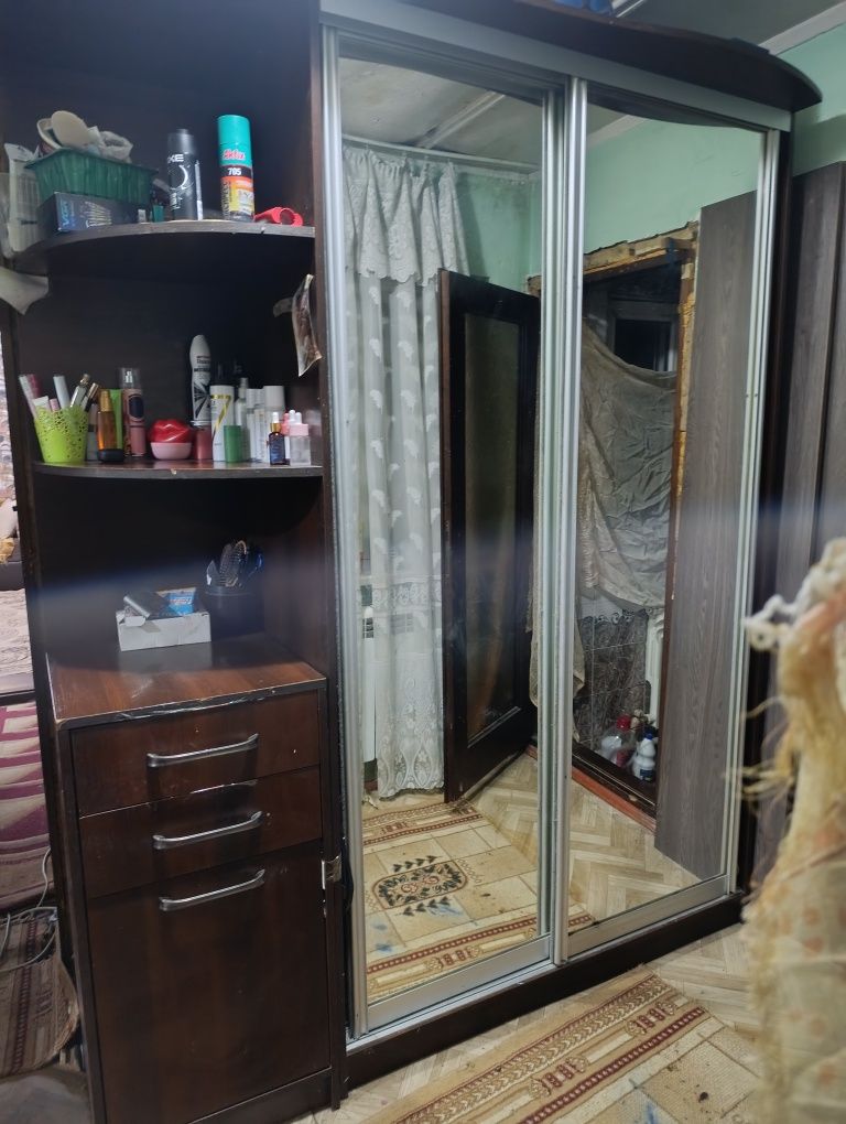 Диван угловой. Раскладывать