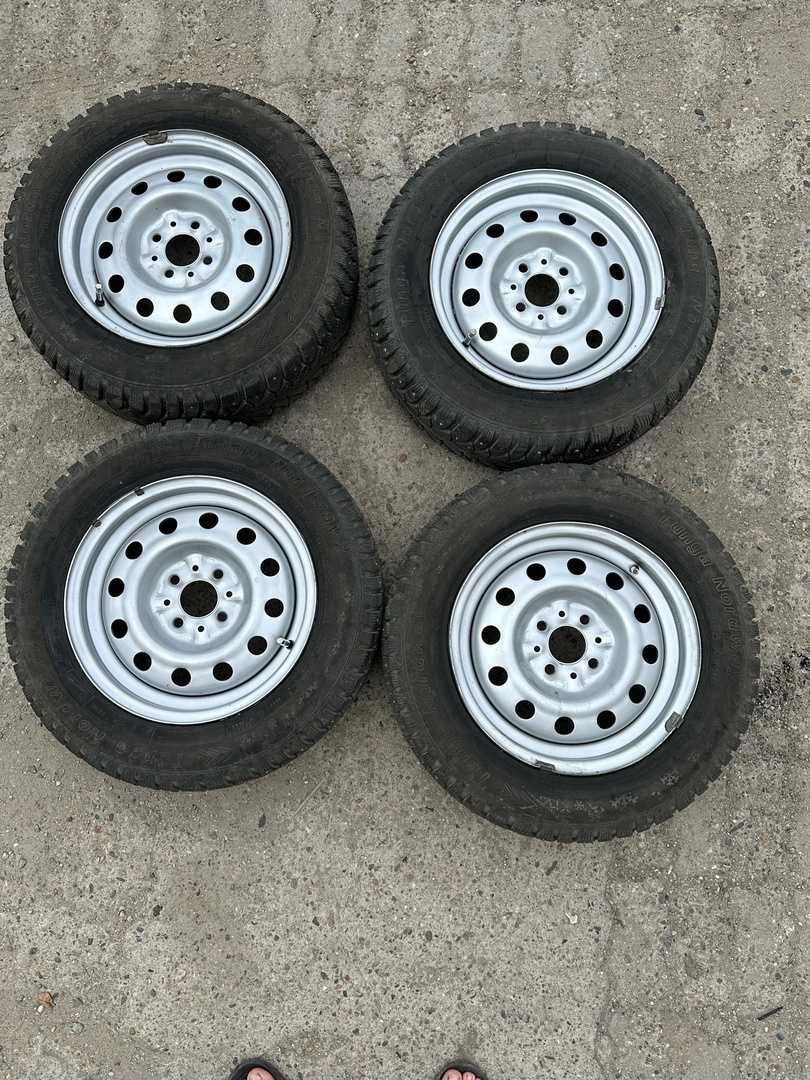 175/65 R14 Зимние шины с дисками (LADA)