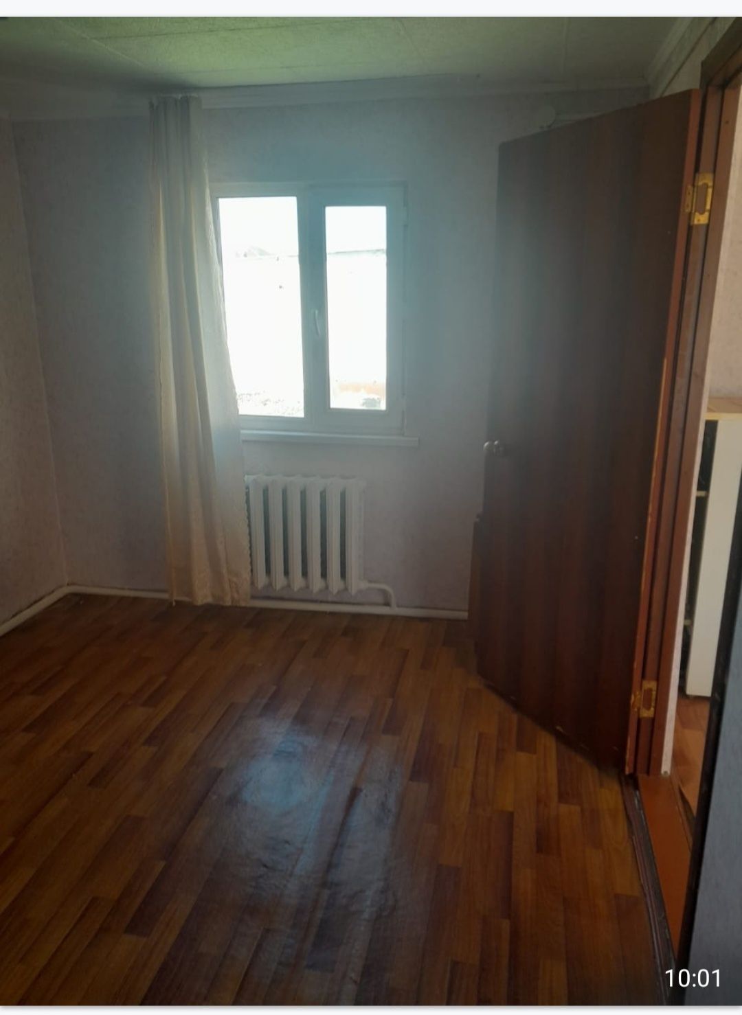 Сарытау  1 бөлмелі Ас бөлмесі  Кіреберісі бөлек   Жер үй