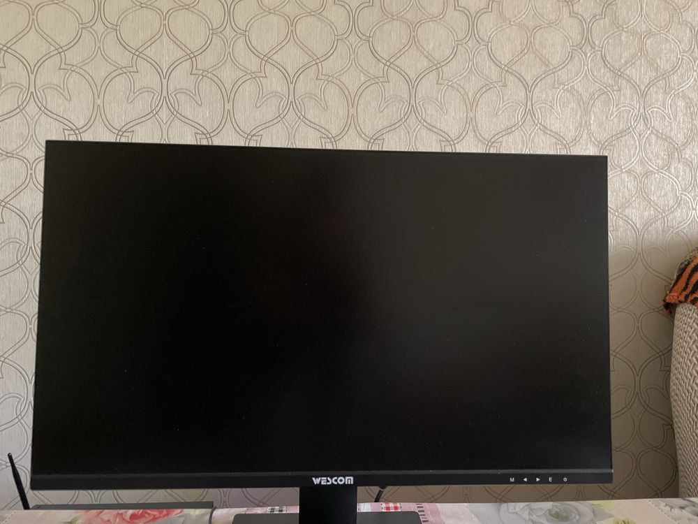 Монитор wescom,1080p