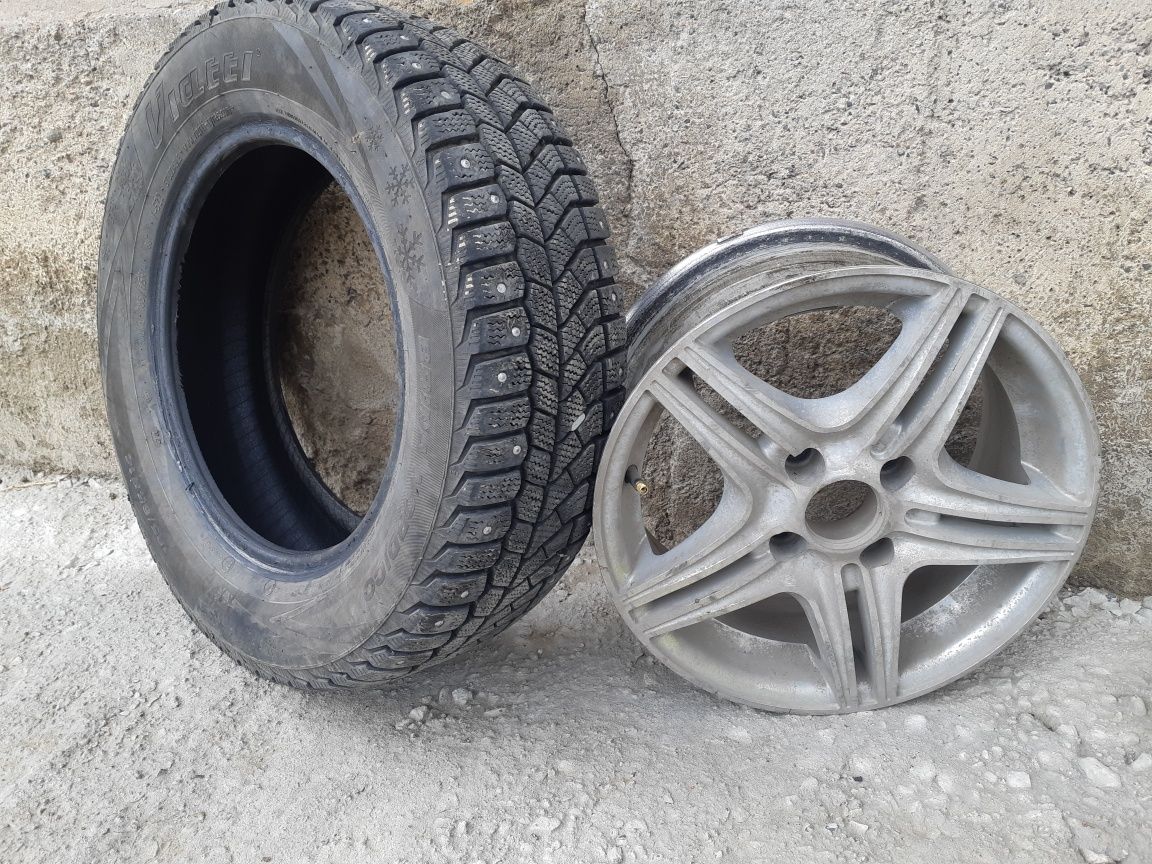 Продам диски с зимними резинами