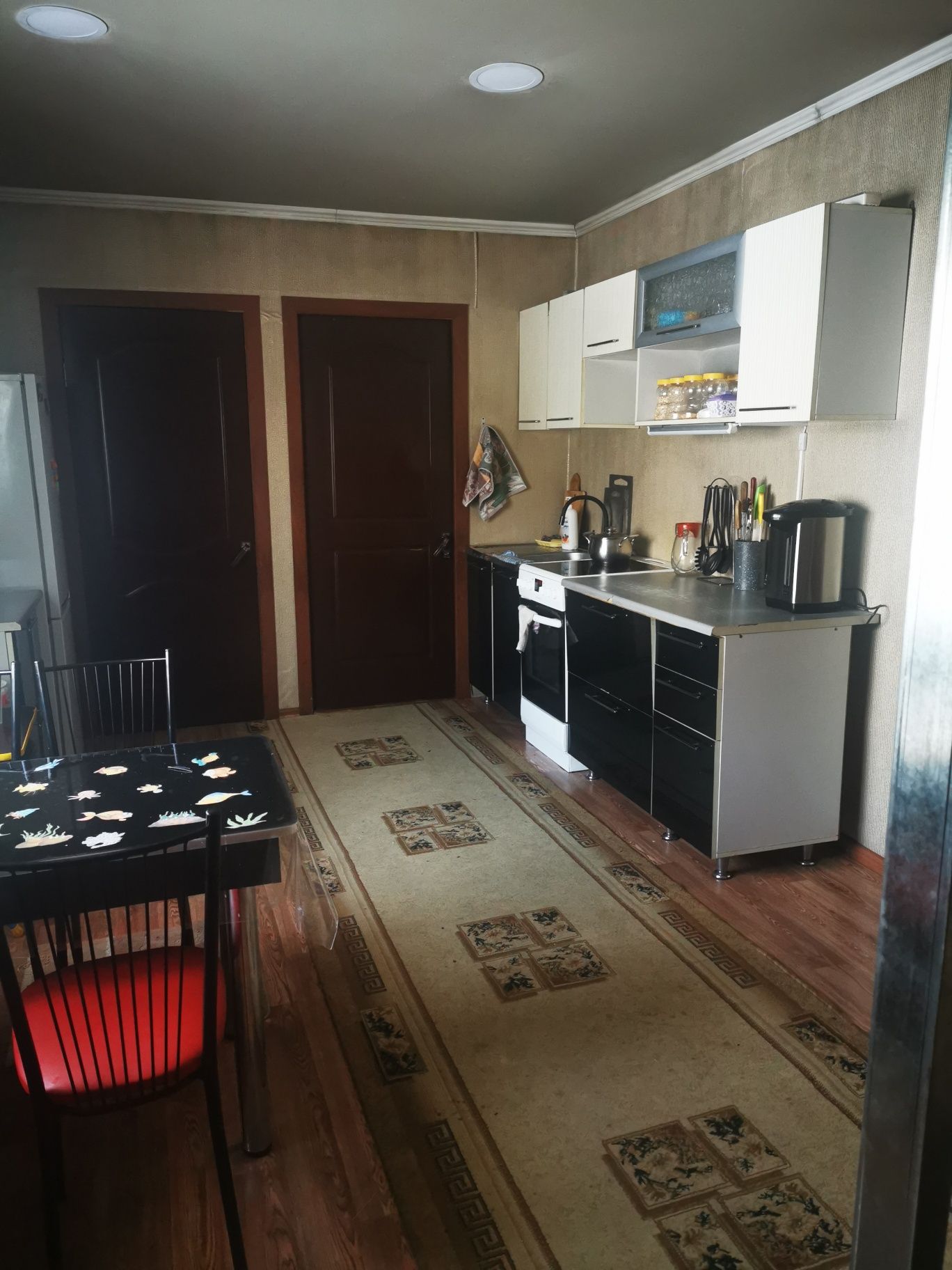 Срочно. Продается большой дом.