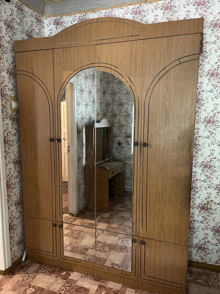 Шкаф камод кровать даром