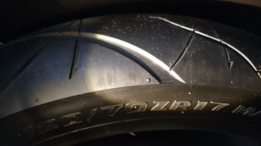 Продам шину Shinko