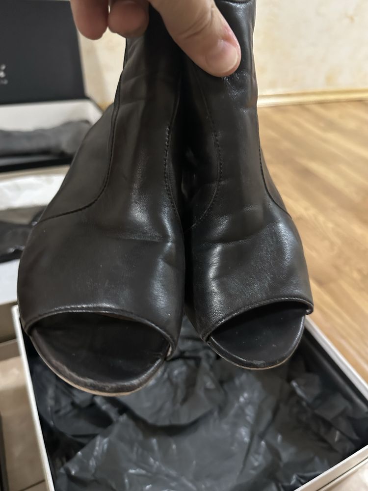 Продам женскую обувь
