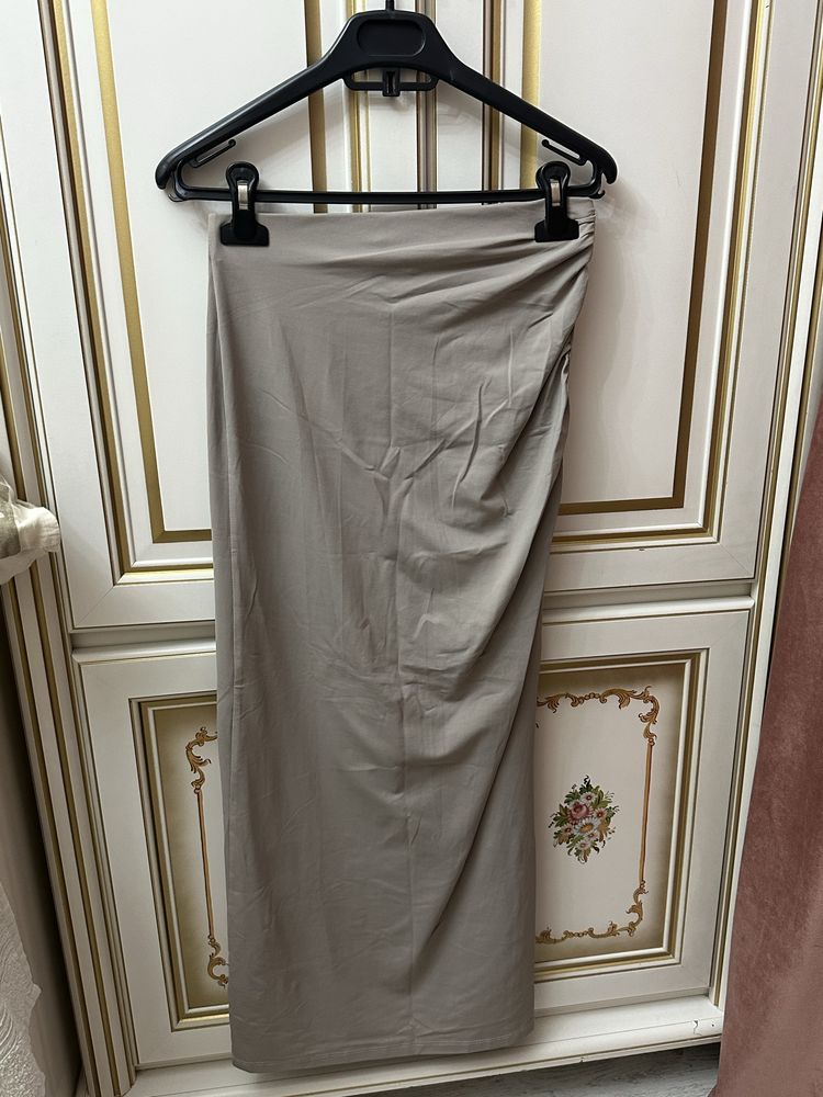 Длинные юбки Stradivarius