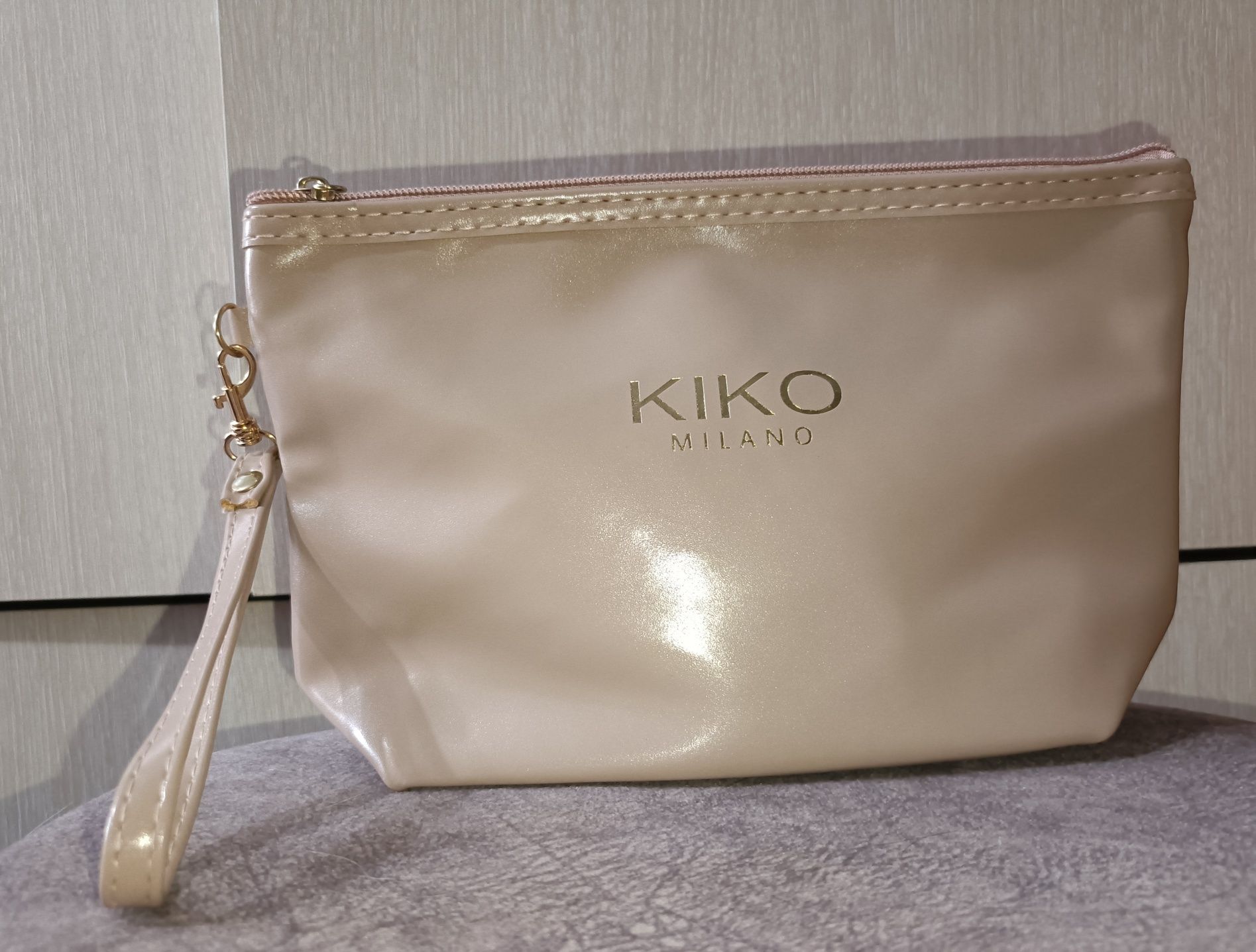 Косметички для девушек