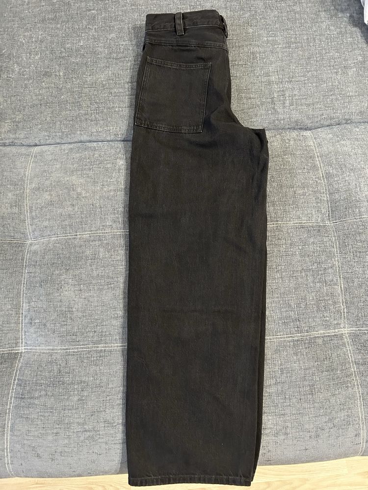 Джинсы Uniqlo