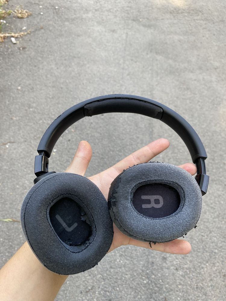 JBL Tune 750BTNC