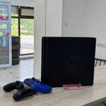 C32 - Игровая приставка Sony Playstation 4 1TB