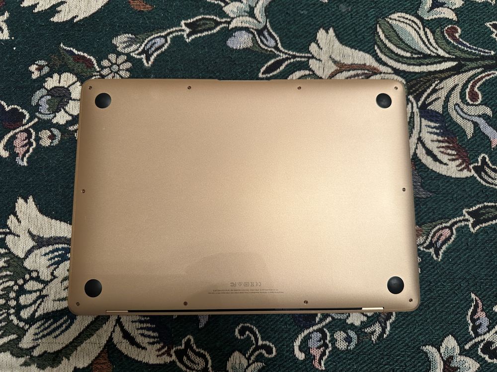 MacBook Air 13 (2018]
