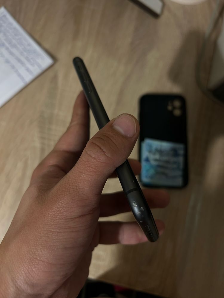 Iphone 11 продается айфон
