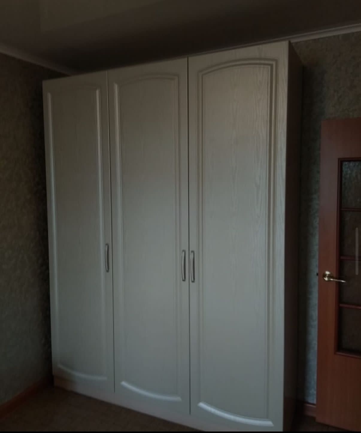 Продам спальный гарнитур