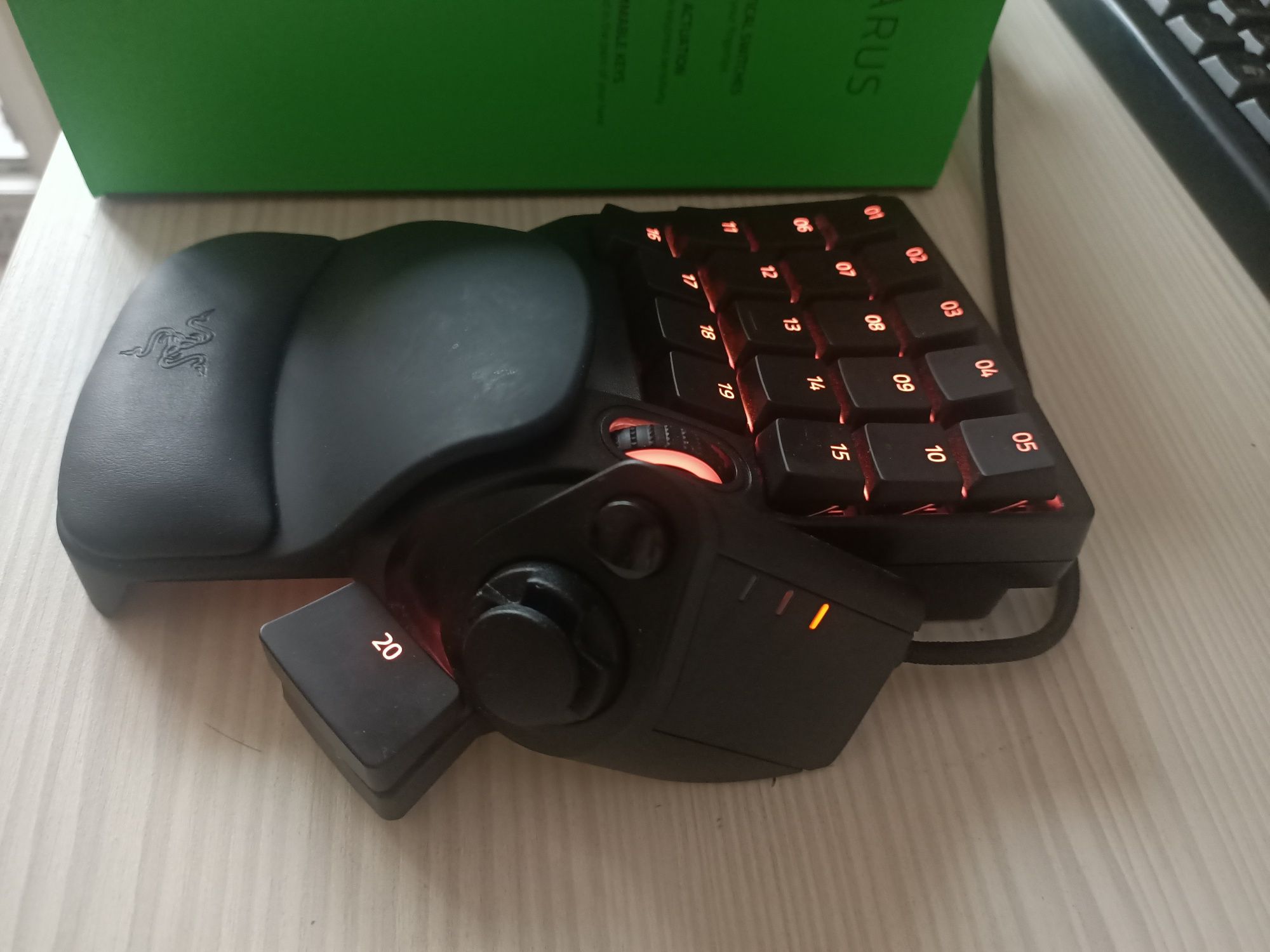 Продам Razer Tartarus Pro