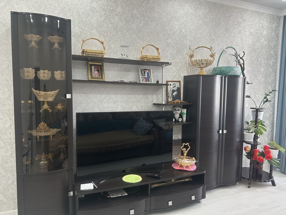 Продам стенку для зала