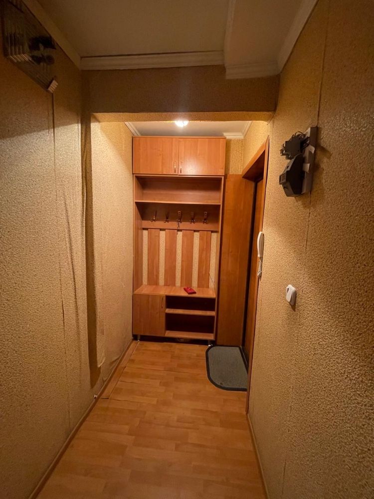 Продам двух комнатную квартиру
