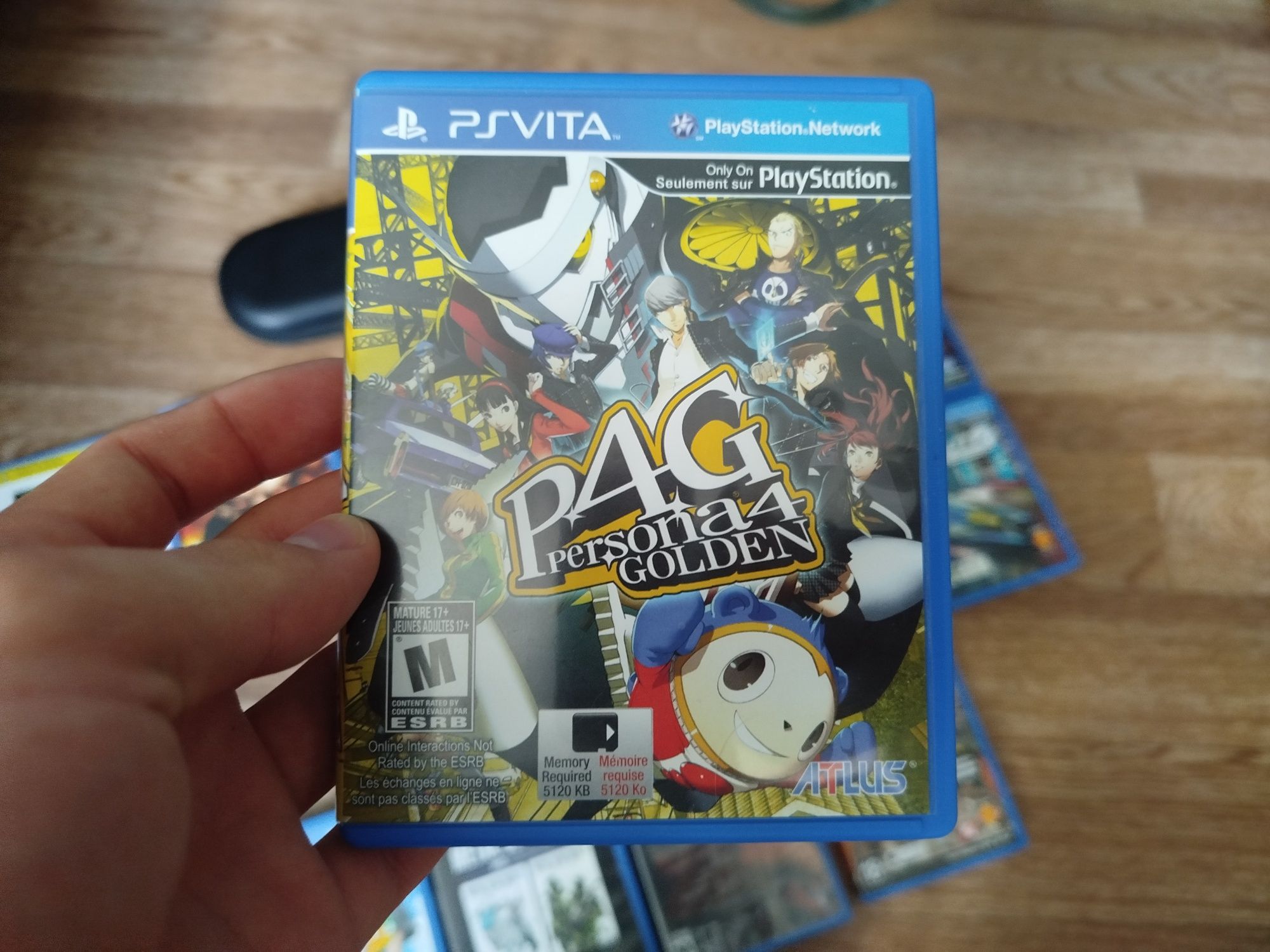 PS Vita Slim лот с 17 картриджами