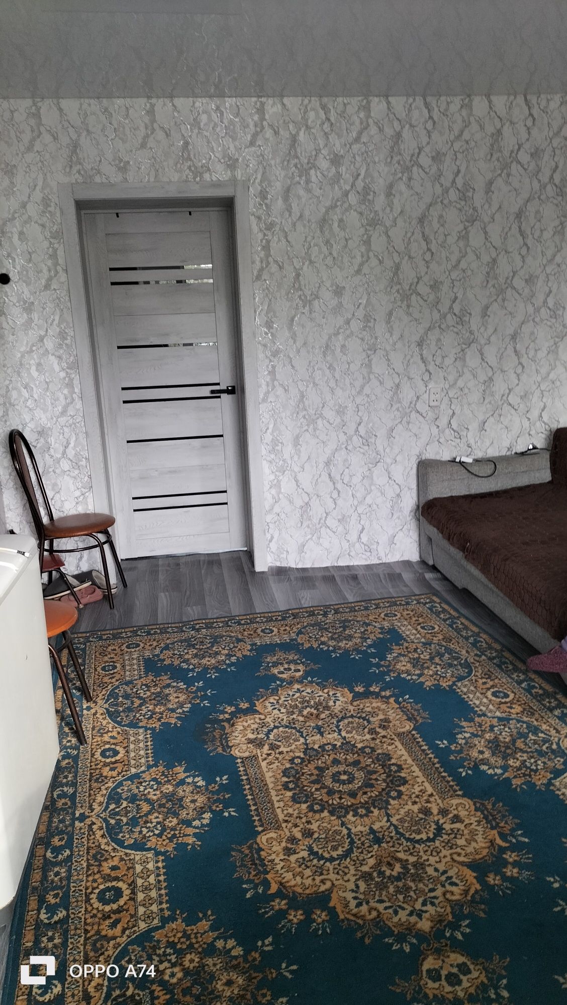 Продам двухкомнатную квартиру в центре тёплую