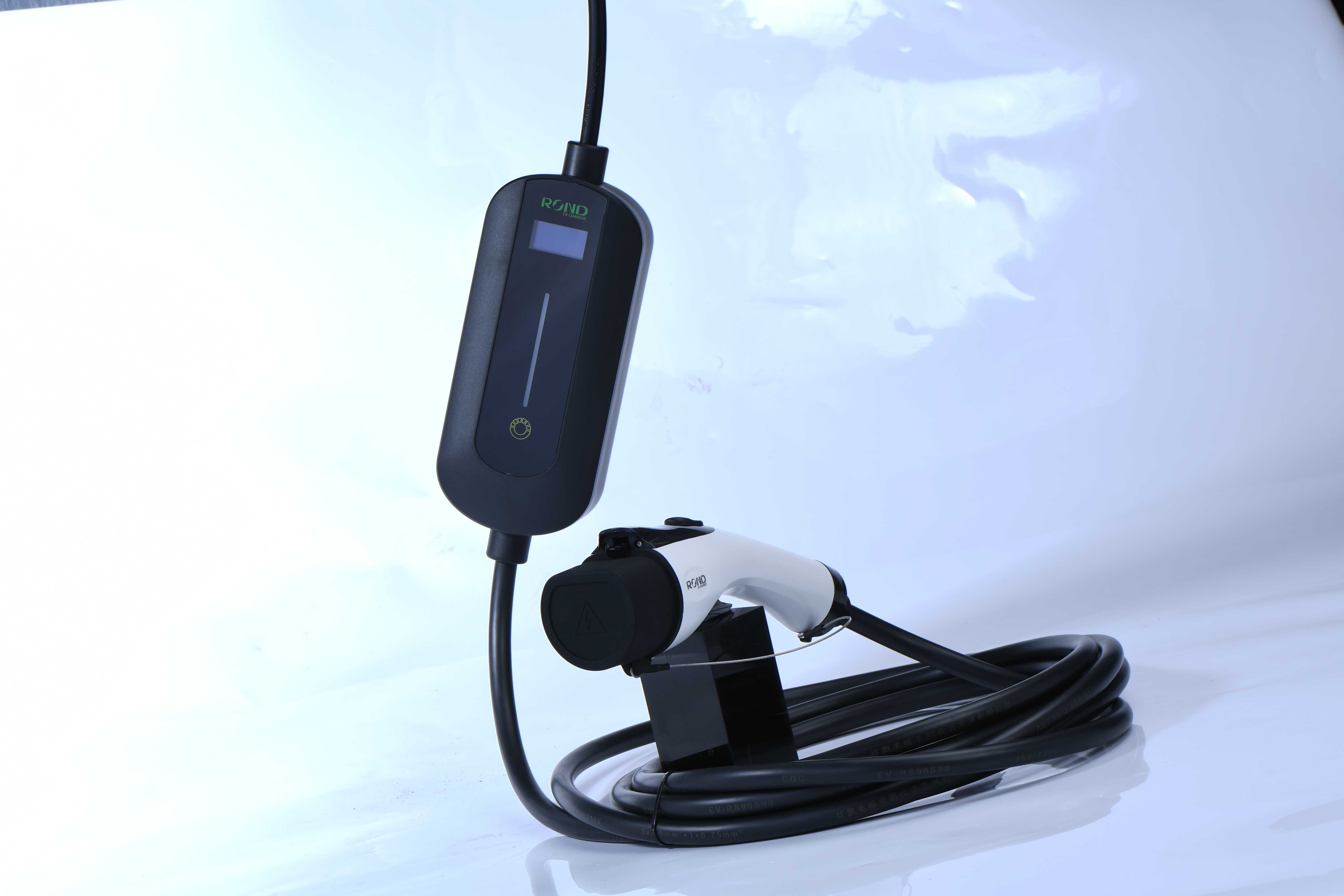 Переносная зарядная станция ROND GB/T (3,5 кВт)
