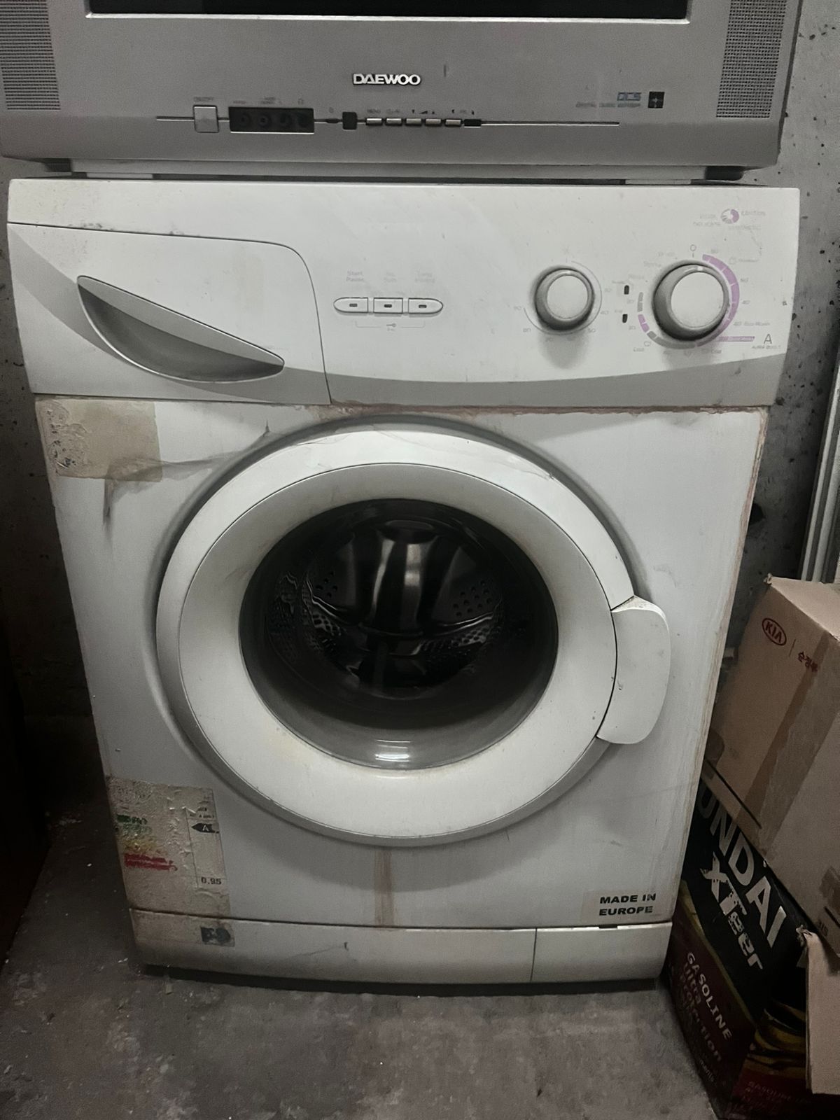Продам Бу стиральную машину, холодильник(не рабочий), телевизоры