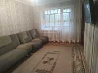 Продается шерстяной ковер 2,5/4 …. В отличном  состоянии,. . .