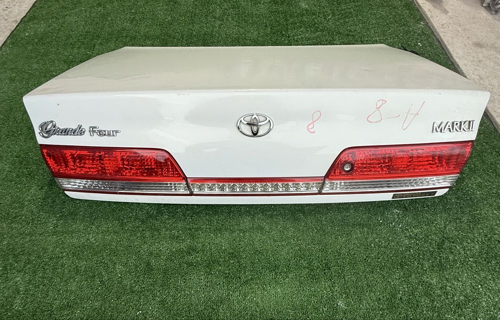 Крышка Багажника Toyota mark 2, 100/105 кузов