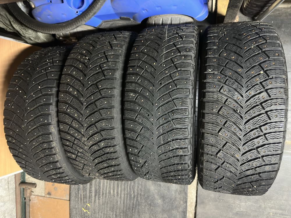 Michelin x-ice north 4 235/45 R18