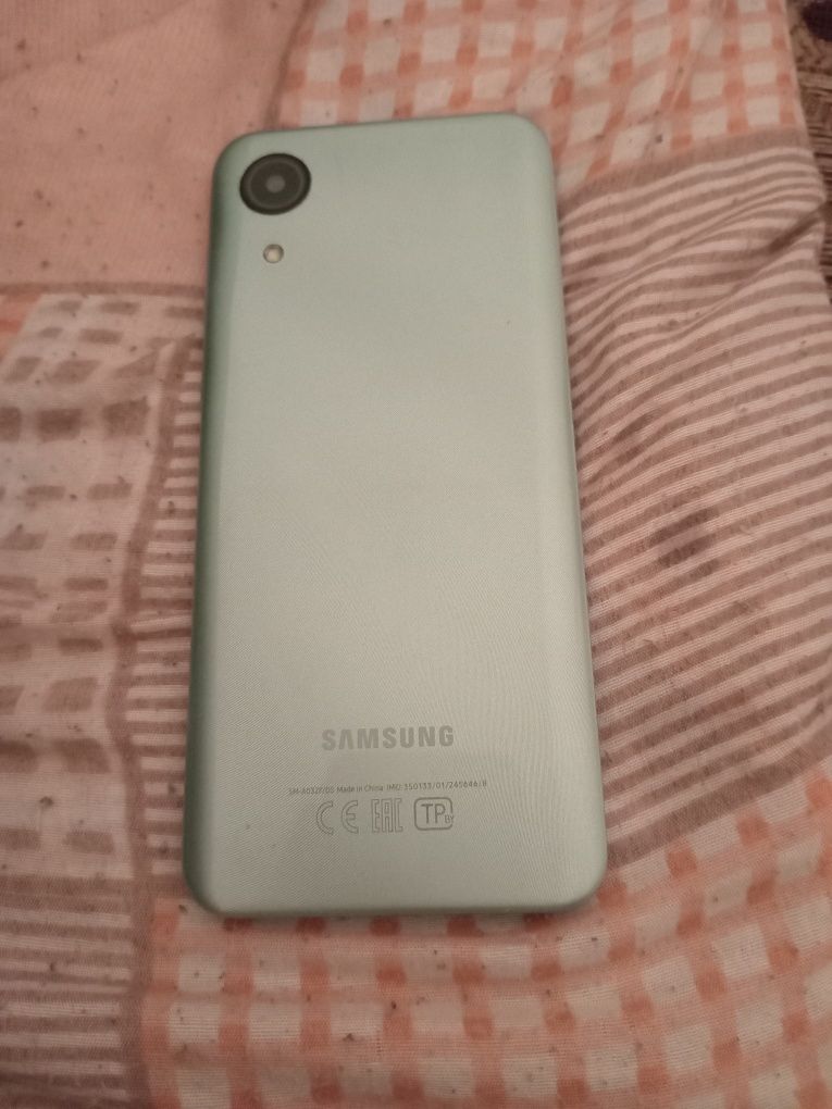 Продам самсунг А03 core