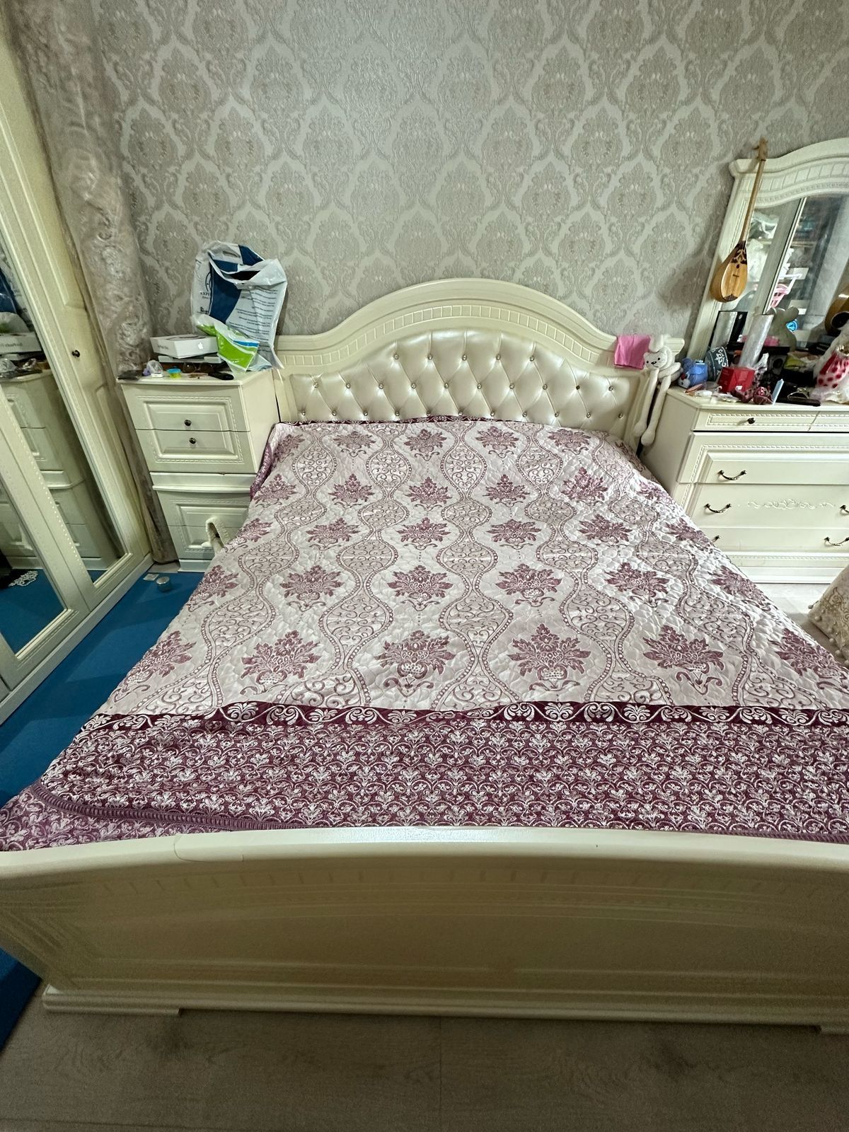 Спальный гарнитур