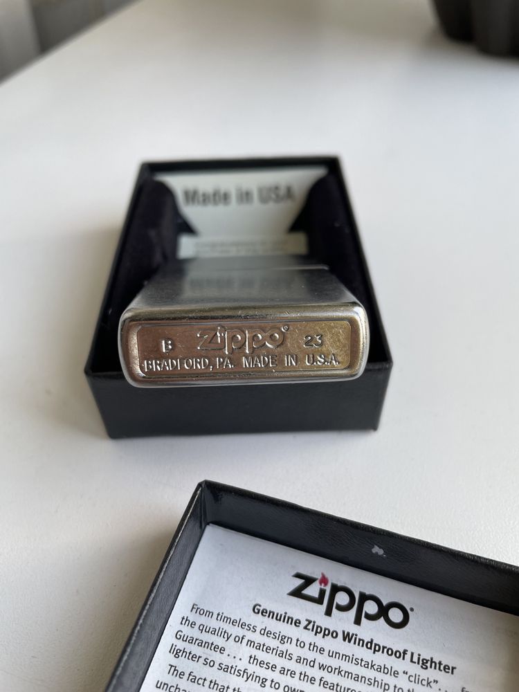 Оригинальная зажигалка Zippo. ТОРГА НЕТ
