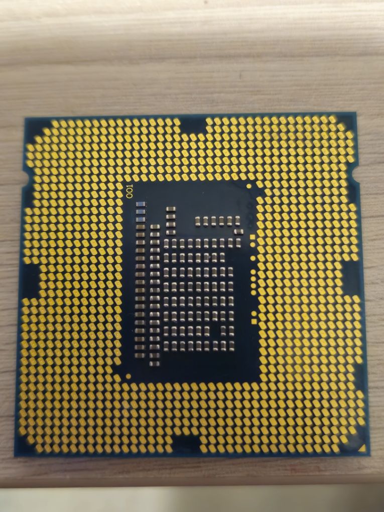 Процессор Intel Core i3 3220