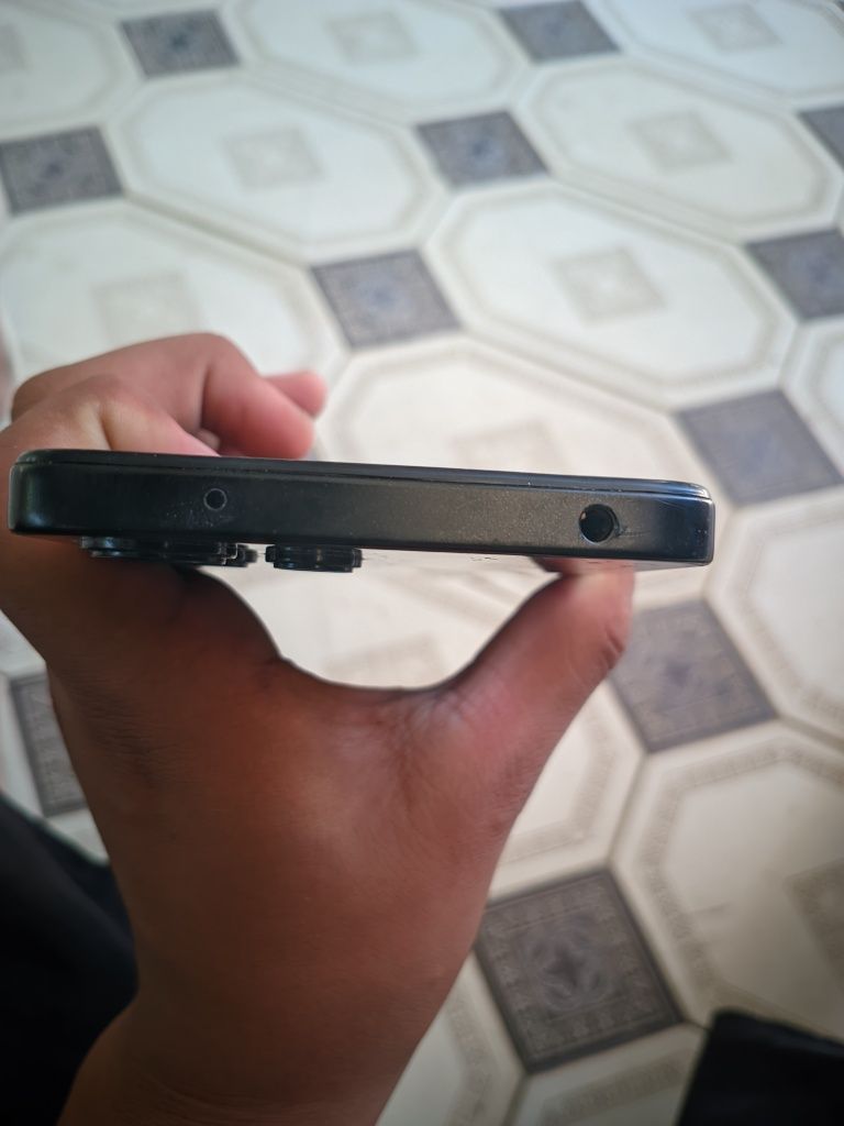 Xiaomi Redmi 12 срочна сатам или оймен қарастырамыз бағасының келісемі