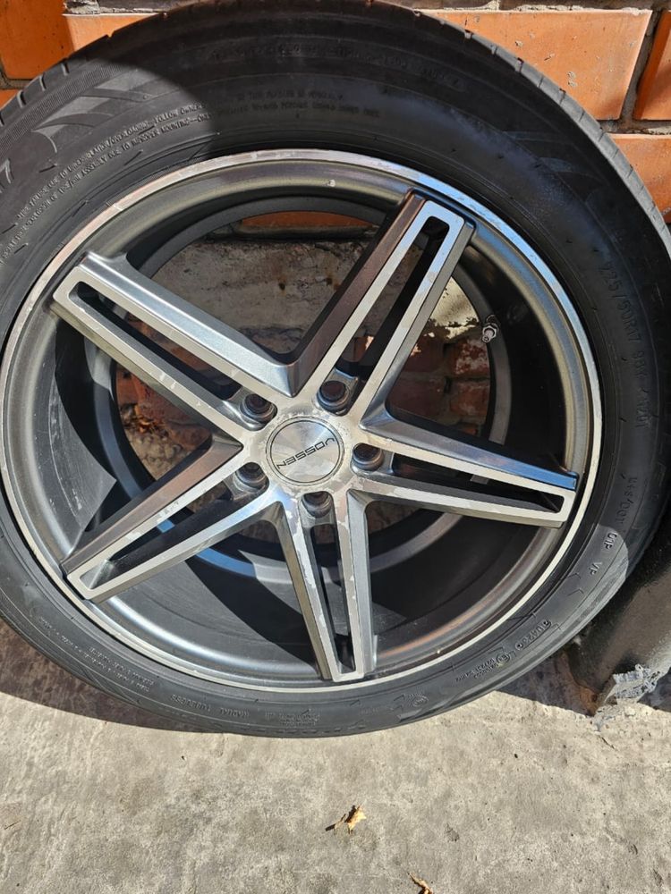 Диски Vossen R17, Разболтовка 5х112, вылет 34, резина в подарок