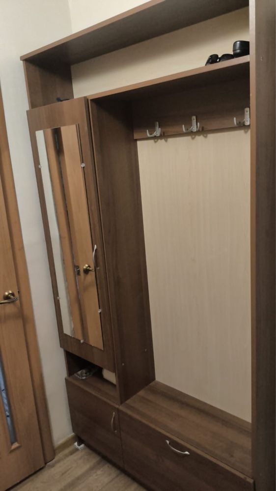 Прихожый шкаф бу