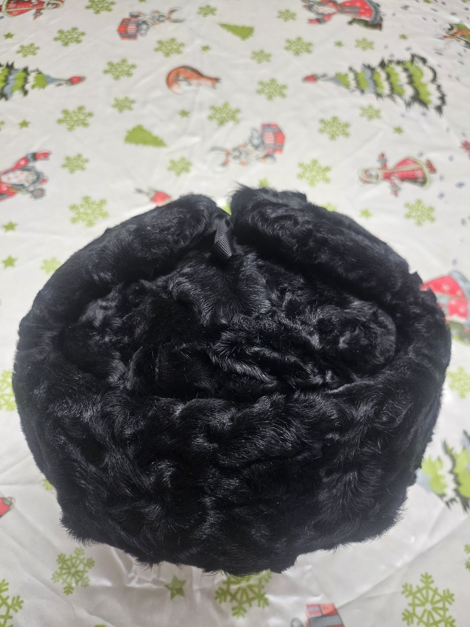 Продам мужской комплект  натуральный каракуль