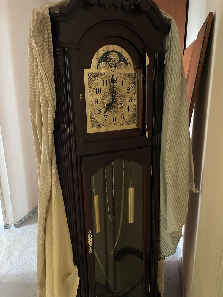 продам напольные часы
