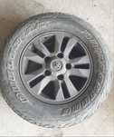 Продам комплект 275 65 R17