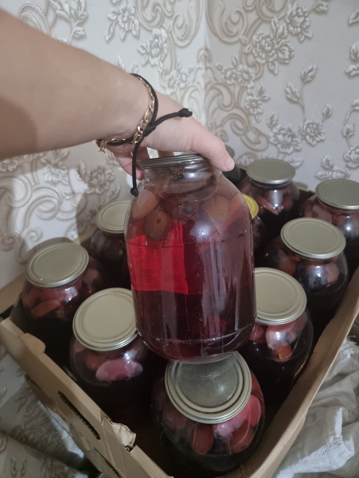 Домашний компот сладкий, ассорти
