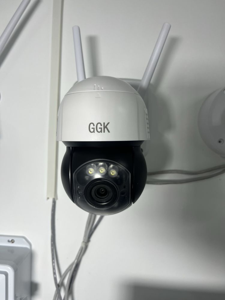 Камера PTZ купольная IP
