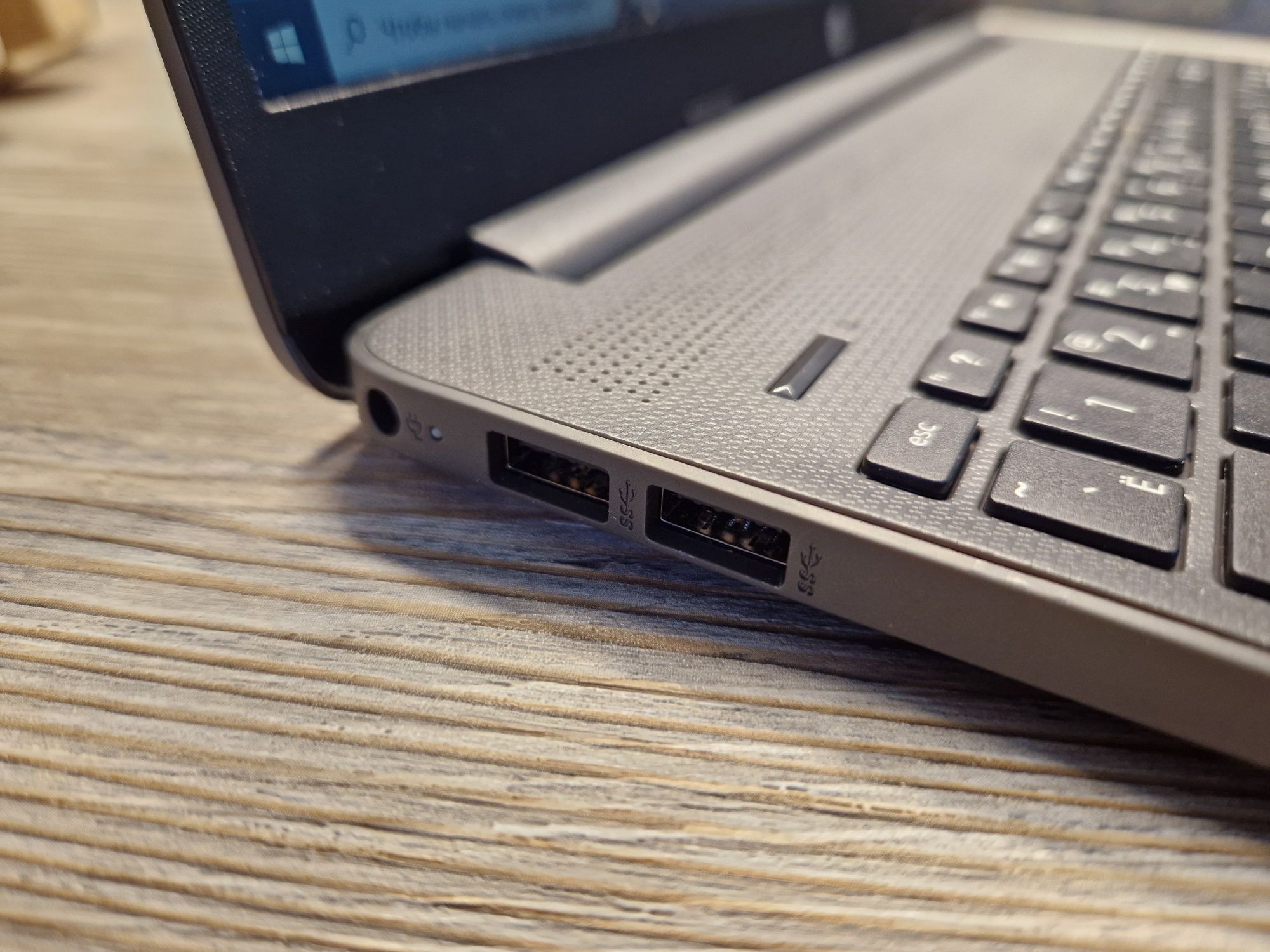 Ноутбук HP в коробке состояние нового HP 15s fq0021cl