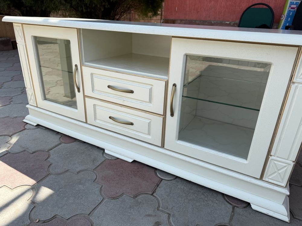 Комод для гостиной