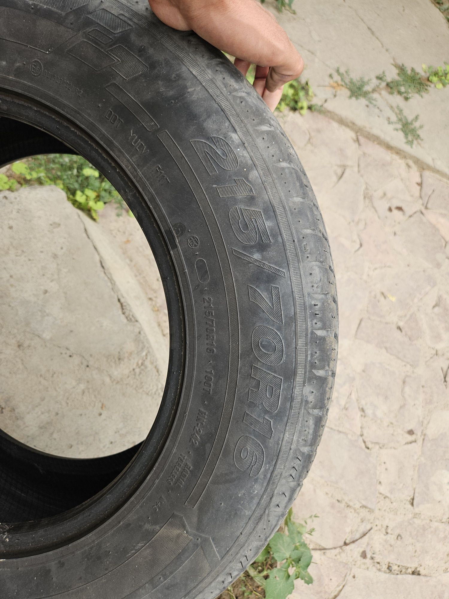 Шины  215/70 R16