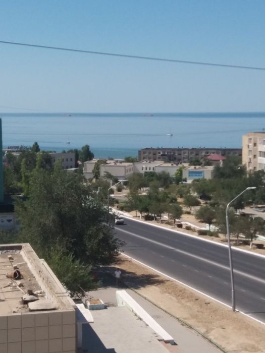 Сдаю   1кв  посуточно 9 мкр дом 14 с видом на море п/дом